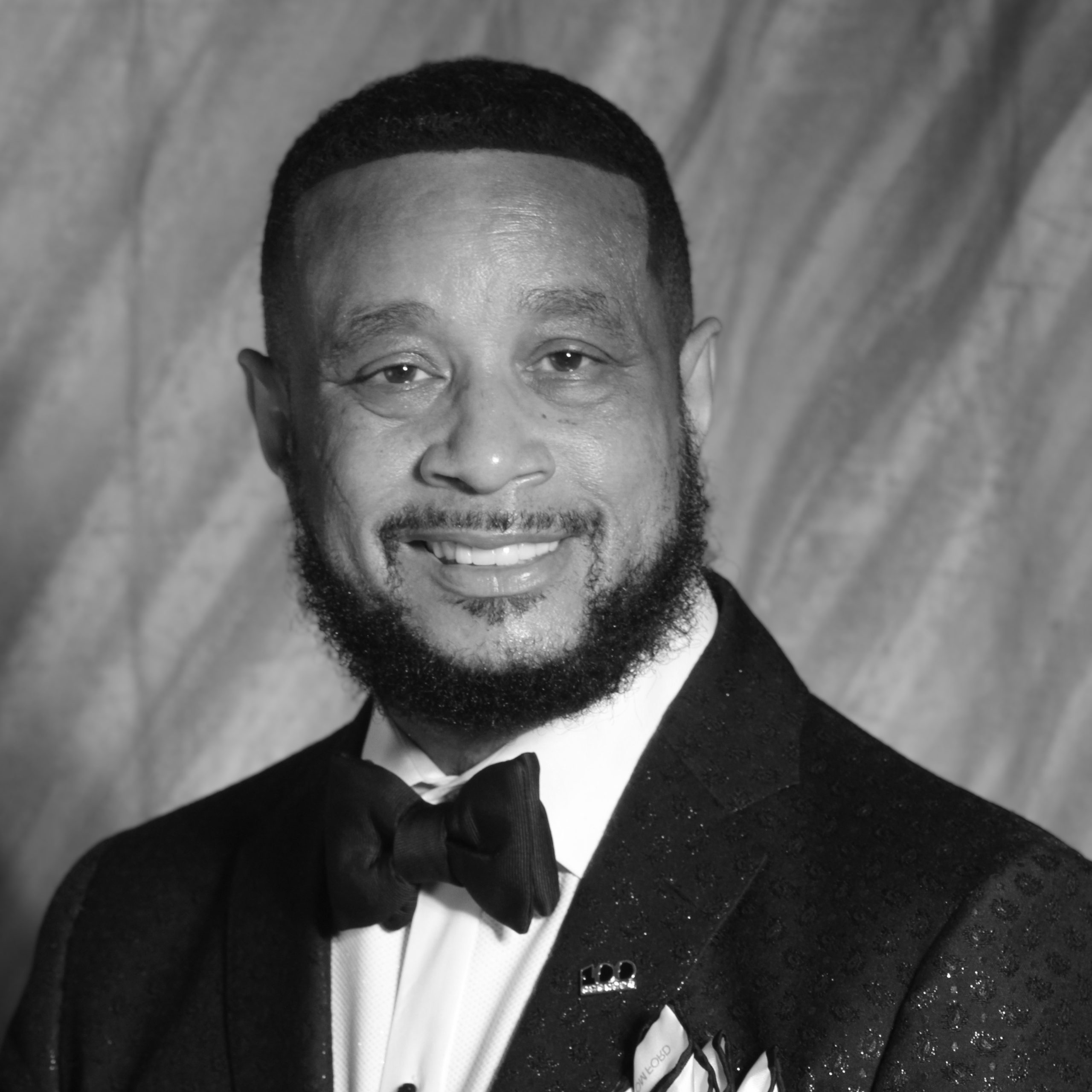 100BMBA HEADSHOT - Dr. Joseph E. Simmons